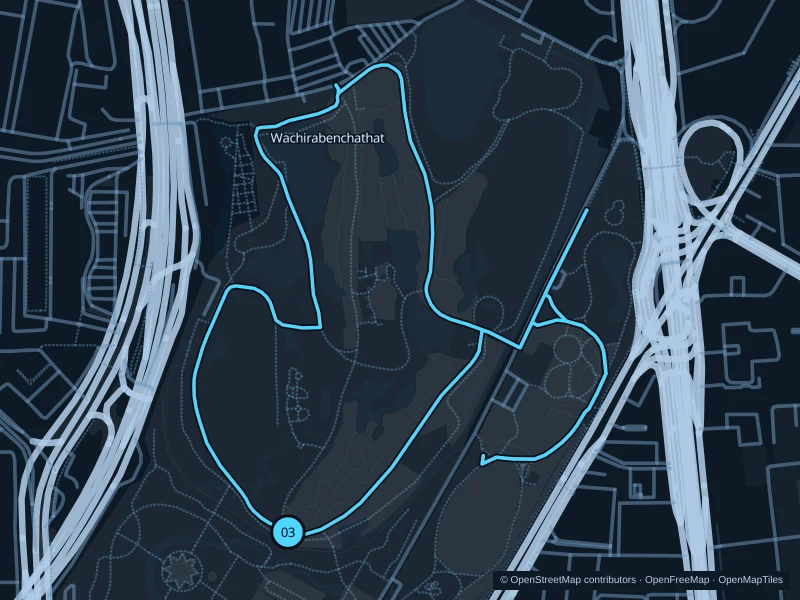 Map of the 4.5 km Wachirabenchathat · Rot Fai Park run, with start and finish marked 03.
