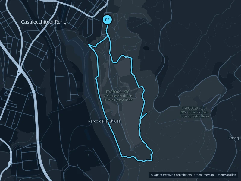 Karte der 4,7 km langen Strecke Parco della Chiusa · Talon, Start und Ziel sind mit 02 markiert.