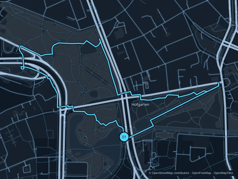 Karte der 2,6 km langen Strecke Hofgarten, Start und Ziel sind mit 01 markiert.