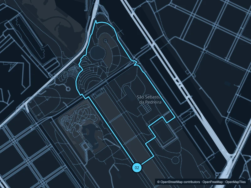 Map of the 1.6 km Parque Eduardo VII run, with start and finish marked 02.