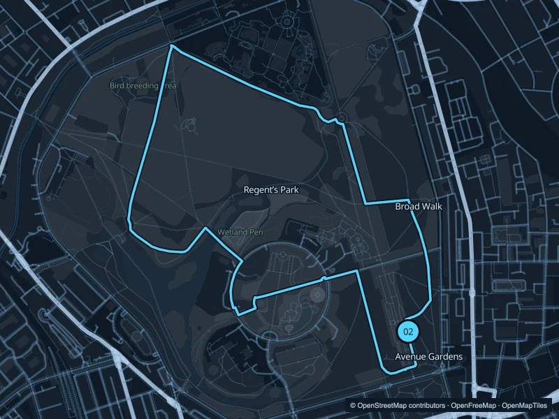 Mapped 3.9 km Regent’s Park circuit through the Broad Walk and western park paths, with start and finish marked 02.