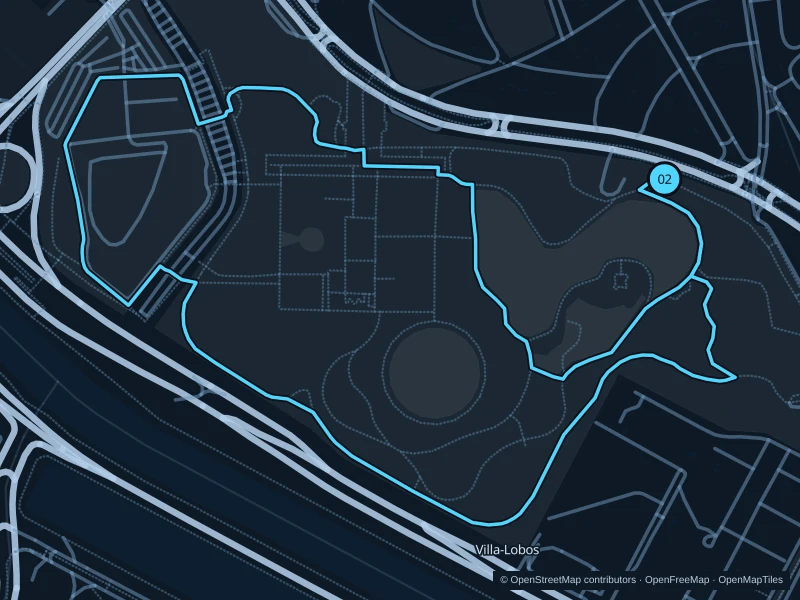 Map of the 4.5 km Parque Villa-Lobos run, with start and finish marked 02.