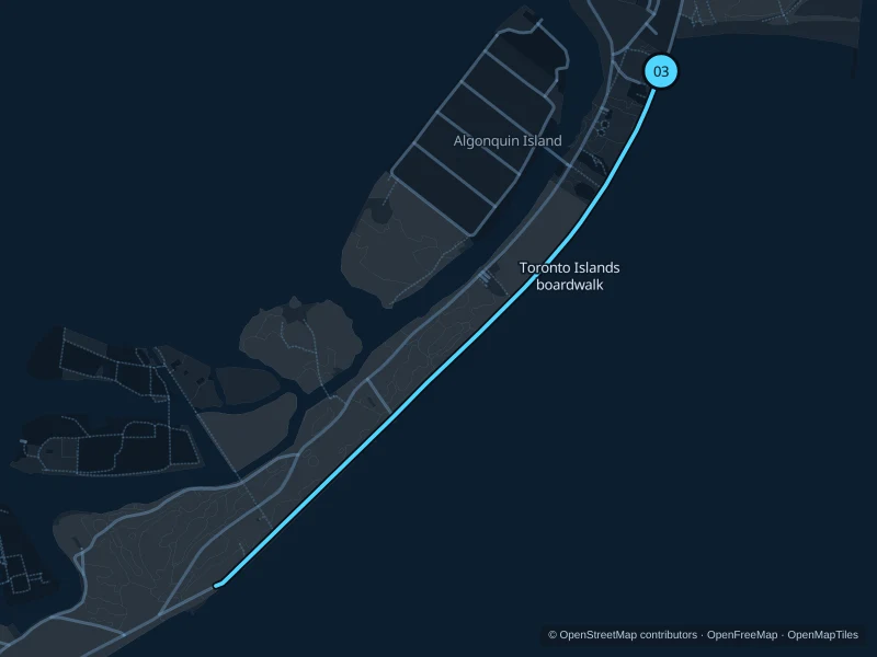 Karte der 2,9 km langen Laufroute über die Holzpromenade auf den Toronto Islands, Start und Ziel sind mit 03 markiert.