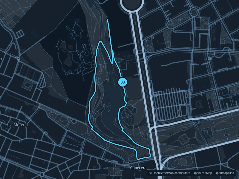 Mapa de la ruta de 2,2 km por el Parque de Cabecera, con inicio y final marcados con 03.